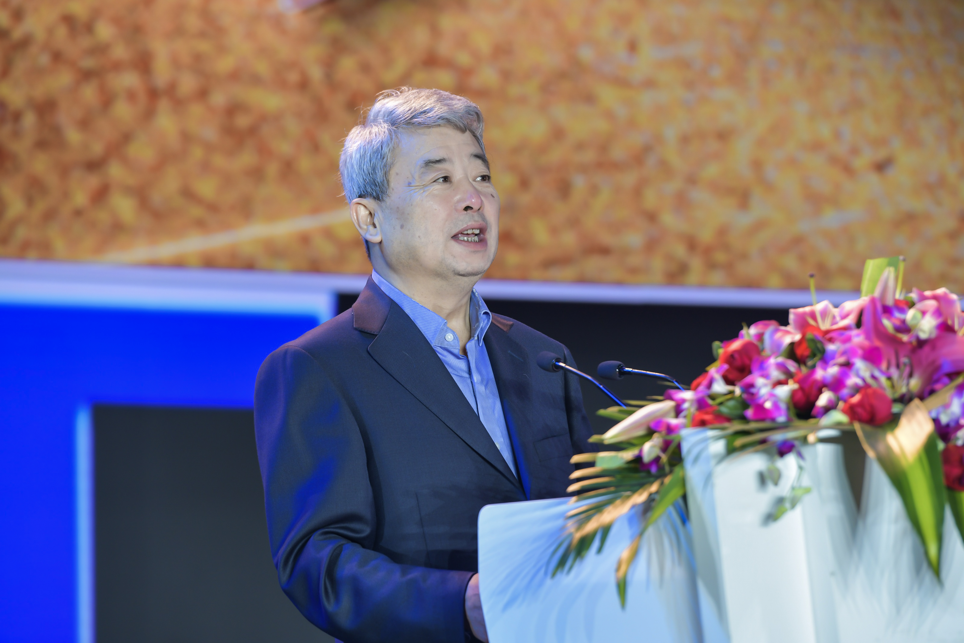杨骏.jpg