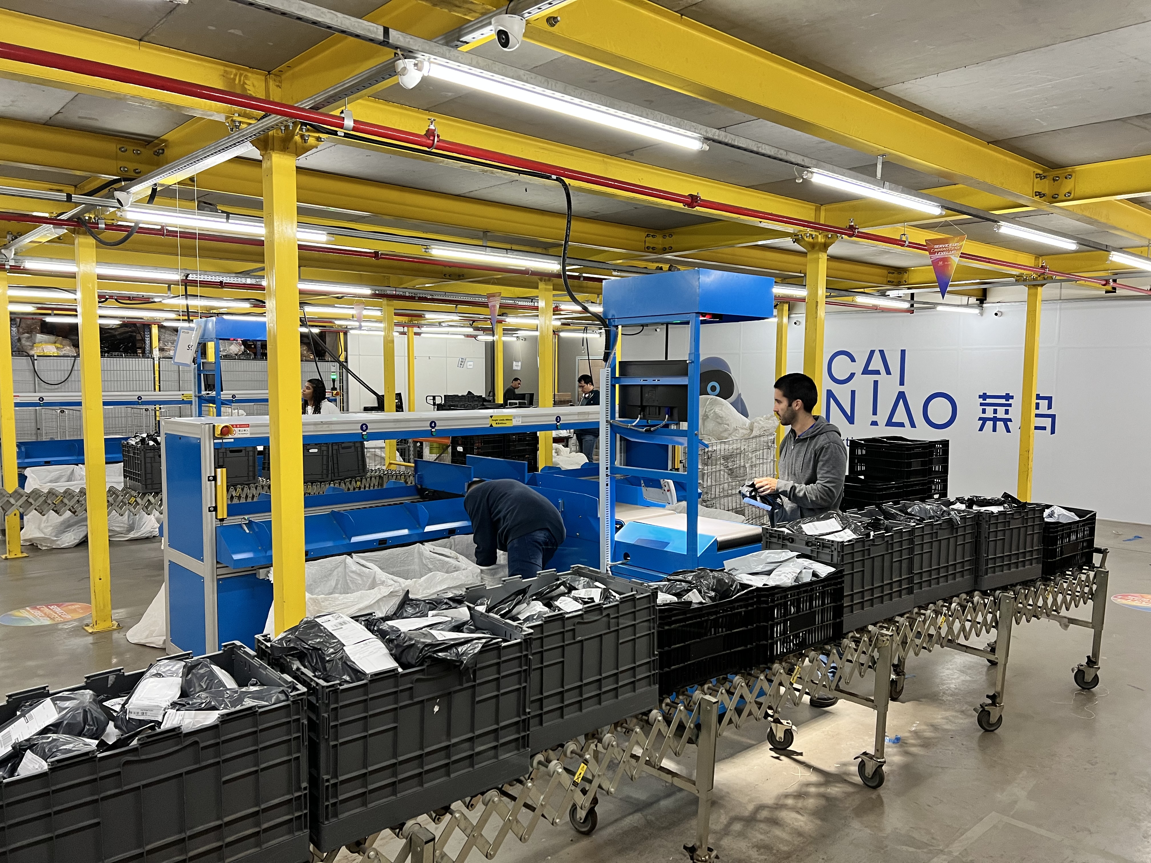 cainiao distribution center in Brazil.JPG